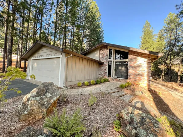 13010 Friar Tuck Rd, Grass Valley, CA 95949