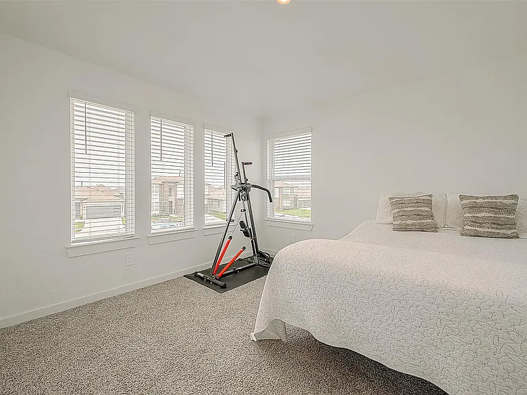 22502 Modica Rift Ln — Photo 31