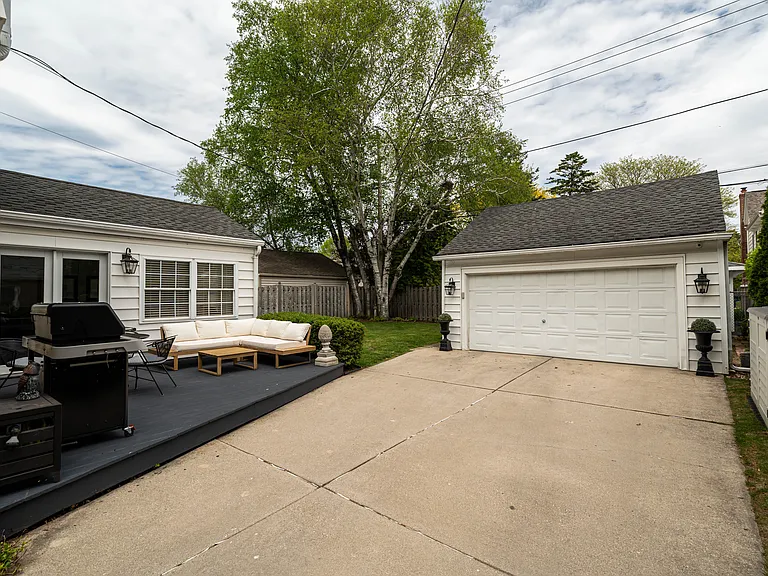 6014 N Kent Ave — Photo 39