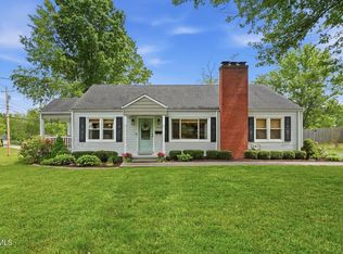 2401 Huffine Cir, Johnson City, TN 37604