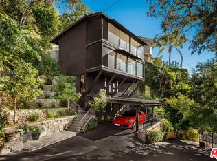 1782 Viewmont Dr, Los Angeles, CA 90069