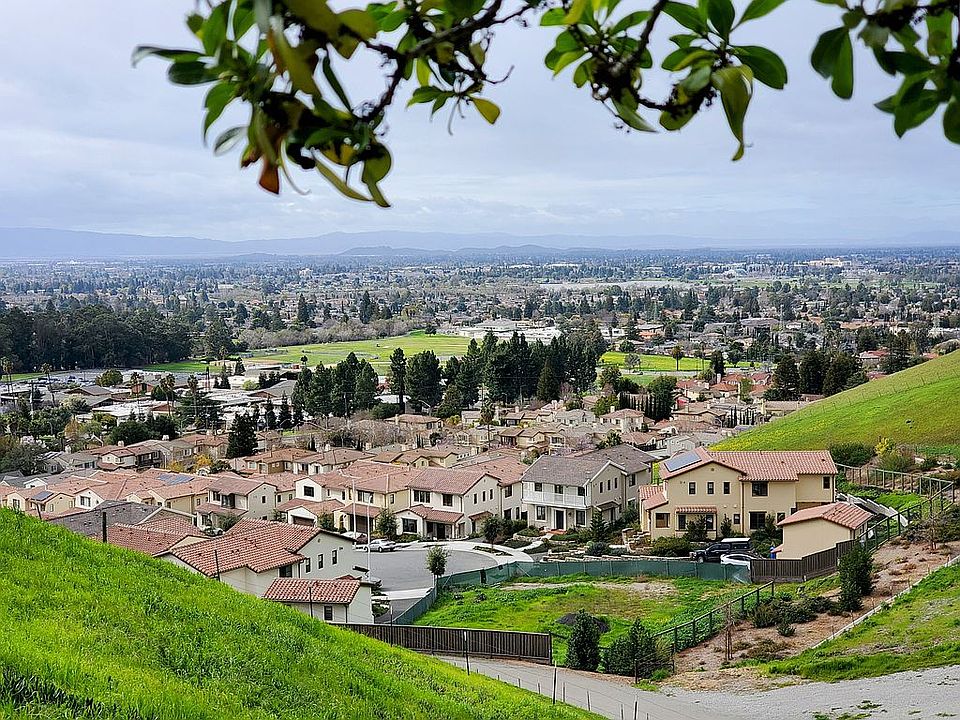 View of fenced in lot 