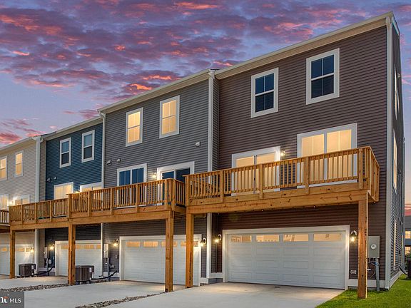 4th image of 7861 Harlow Cir