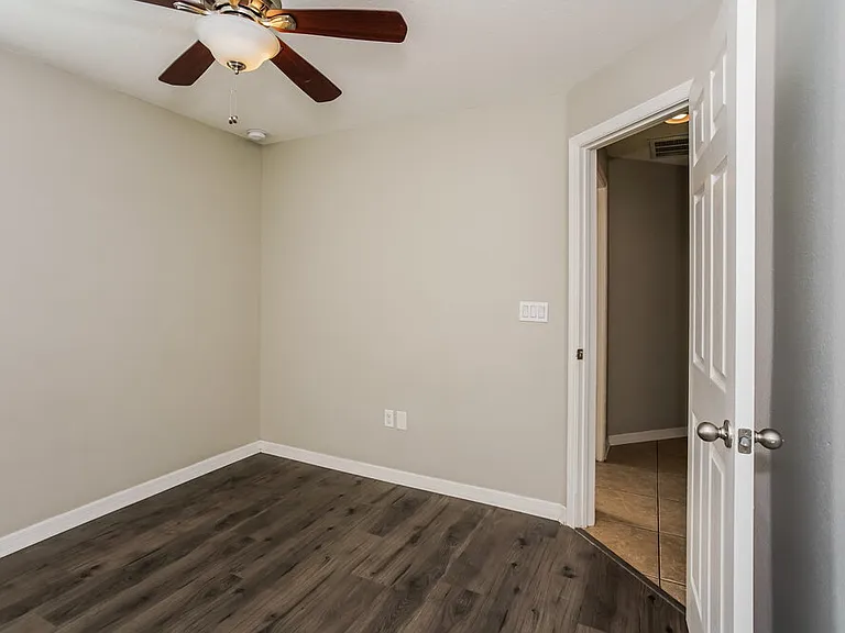 7603 Forest Mere Dr — Photo 11