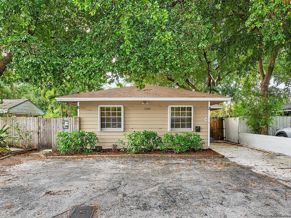 1st image of 1233 NE 3rd Avenue