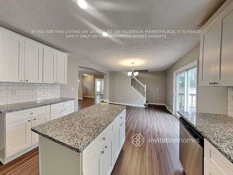 115 Bright Star Cir — Photo 8