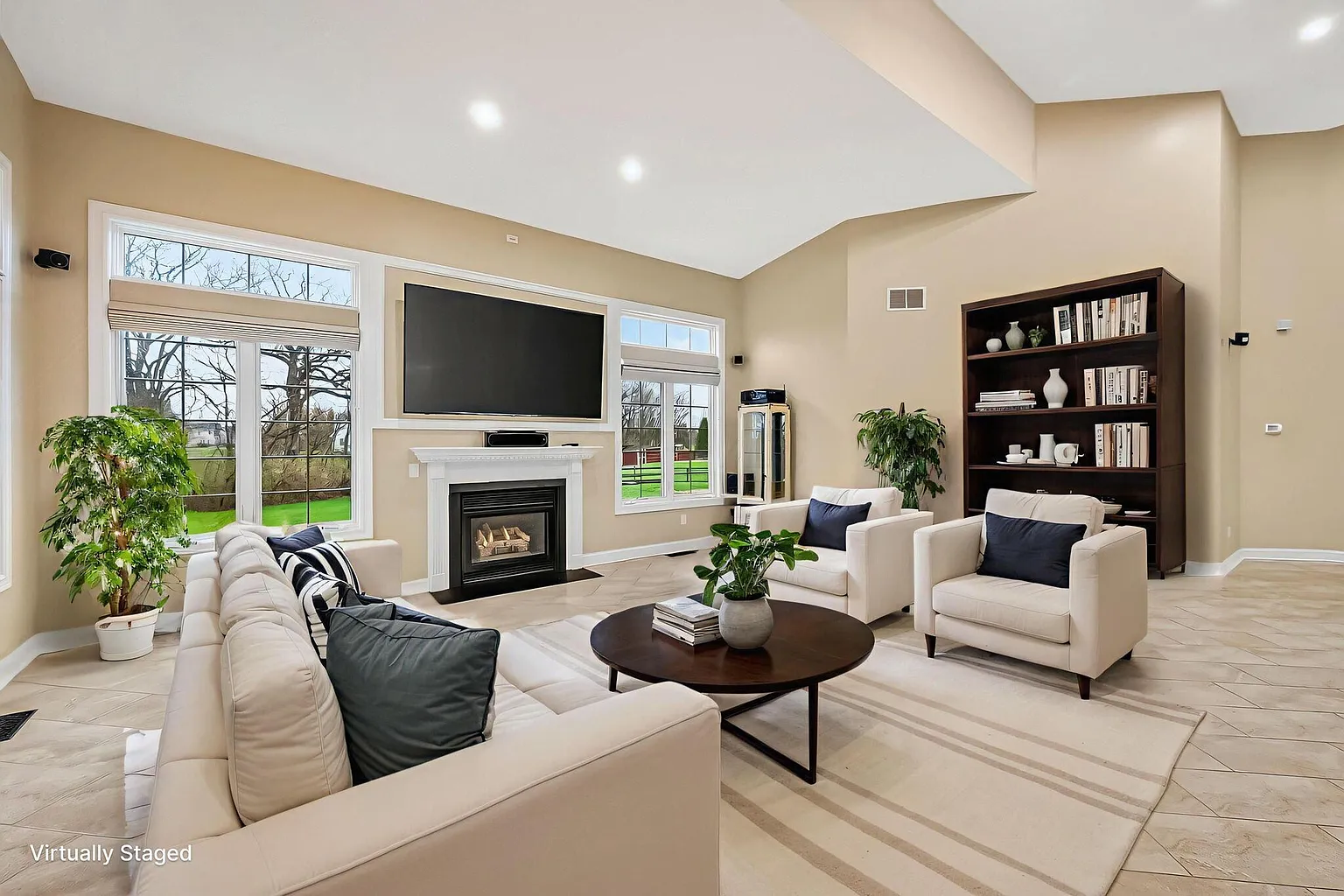 3583 Darby Knolls Blvd photo 1