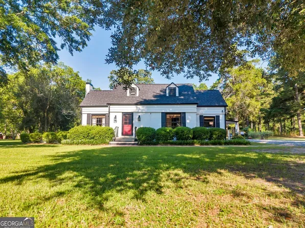 613 N 3rd St, Vienna, GA 31092