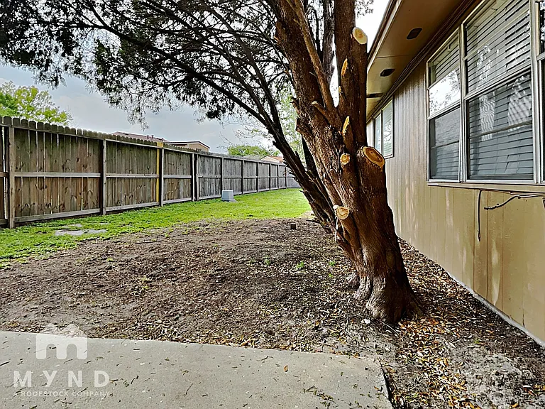 11923 Medicine Bow Cir — Photo 23
