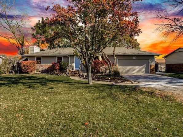 116 S Monticello Dr, Andover, KS 67002