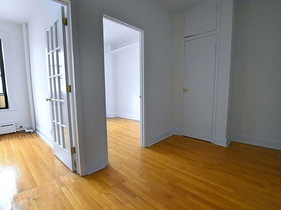 4th image of 161 Prince St APT 12