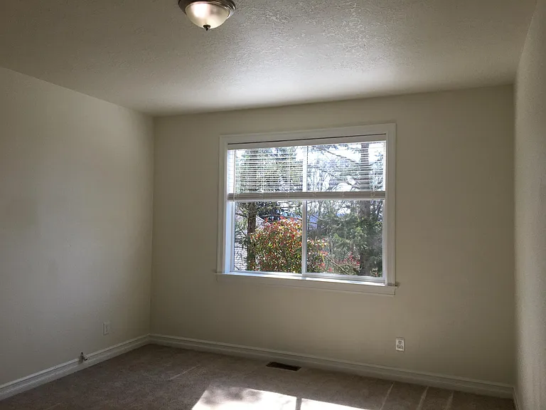 11354 SE Cascade View Dr — Photo 12