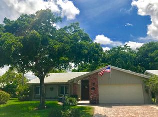 22071 Brentwood Cir, Boca Raton, FL 33433