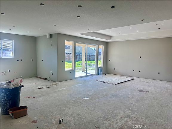 5th image of 464 Aaron Ct