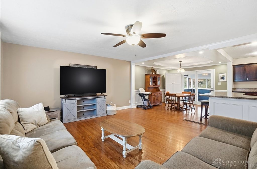 804 Victoria Dr, Franklin, OH - View 6