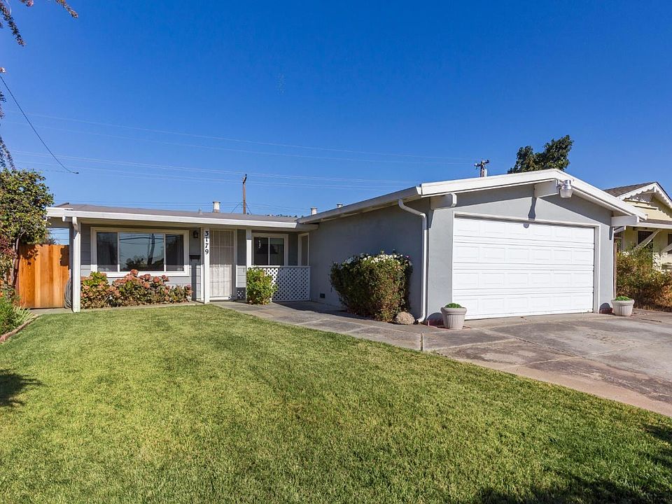 1st image of 3179 Mount Vista Dr