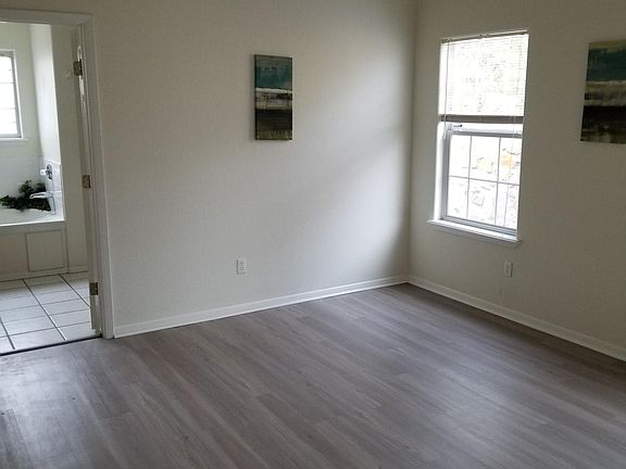 5th image of 612 Stone Canyon Dr