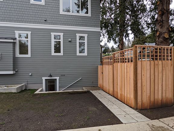 3rd image of 3509 W Thurman St #A