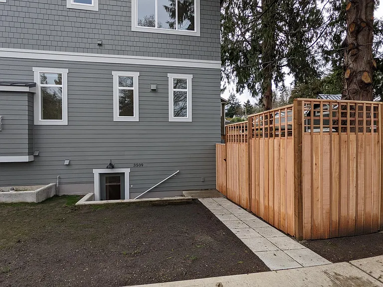 3509 W Thurman St #A — Photo 3