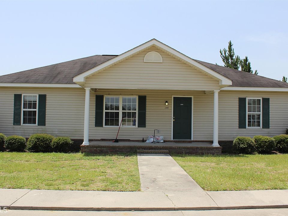 1st image of 1209 Columbus Dr
