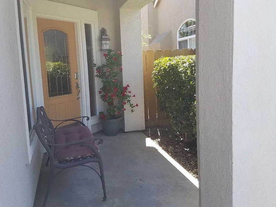 2nd image of 3408 Creek Bed Ct