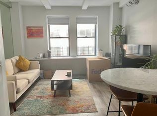 150 W 51st St APT 828, New York, NY 10019