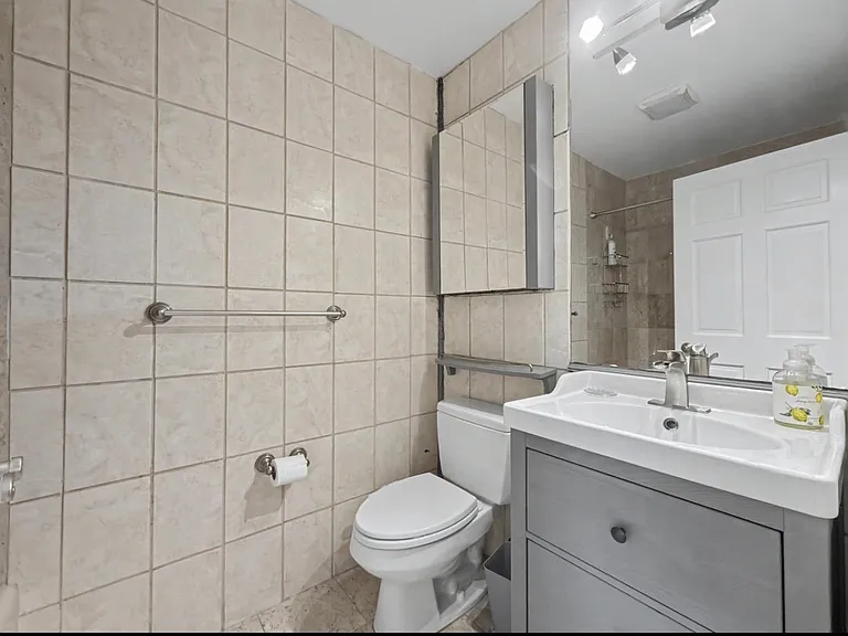 2124 Fisher Island Dr #2124 — Photo 20