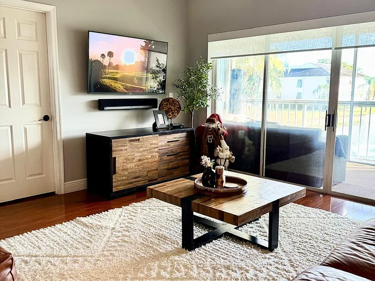 209 Cypress Point Dr — Photo 15