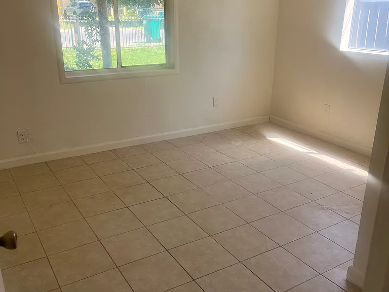 9899 S Lockhart Rd — Photo 6