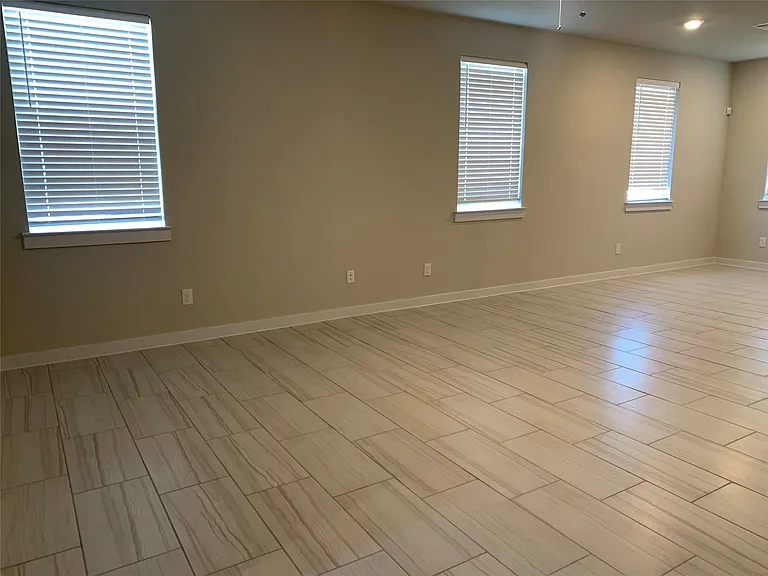 2913 Sage Ranch Dr — Photo 6