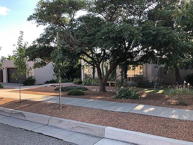 1st image of 5005 Calle De Tierra NE