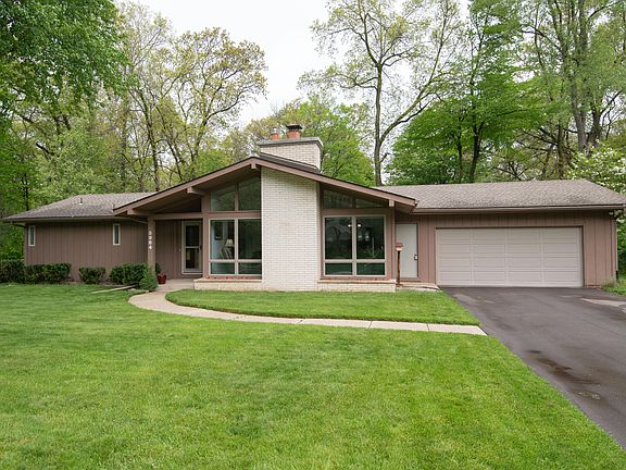 2nd image of 5964 Scenic Way Dr