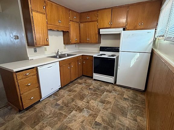 2nd image of 1892-1898 20th St NW #1896