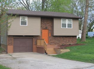 427 Bartmer Dr, Bethalto, IL