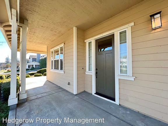 2nd image of 1063 Birkdale Dr