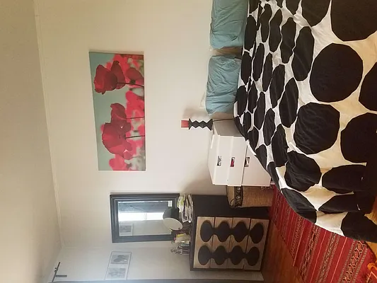 Sold by Lagan & Associates, LLC | media 9