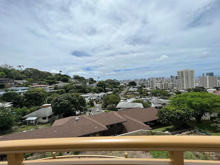2045 Mott Smith Dr — Photo 12