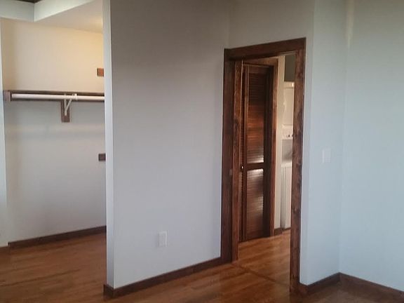 4th image of 1038 Missouri Ave #2