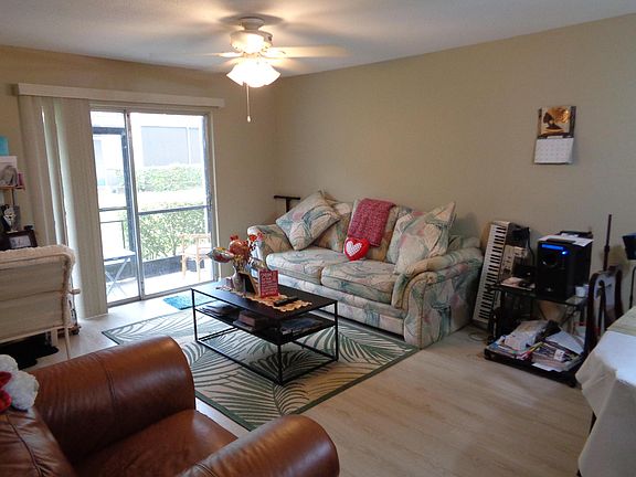3rd image of 4124 NW 88th Ave APT 106