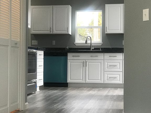 5th image of 6415 S Orchard St