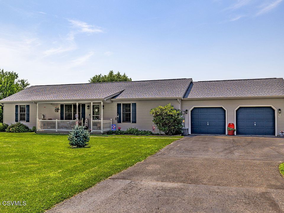 1st image of 2111 Spruce Rd
