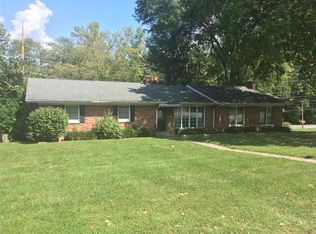 1 Kimberlin Ln, Belleville, IL 62220