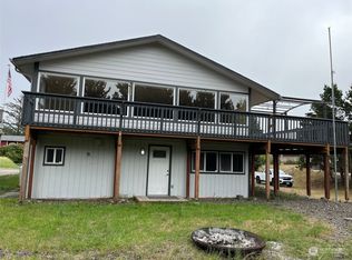 1115 Ocean Beach Blvd S, Long Beach, WA