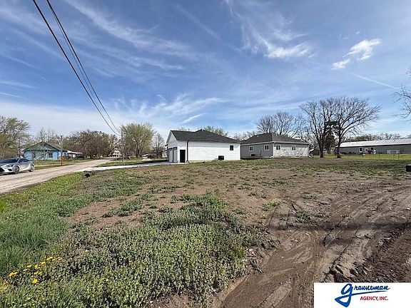 4th image of 1242 C St