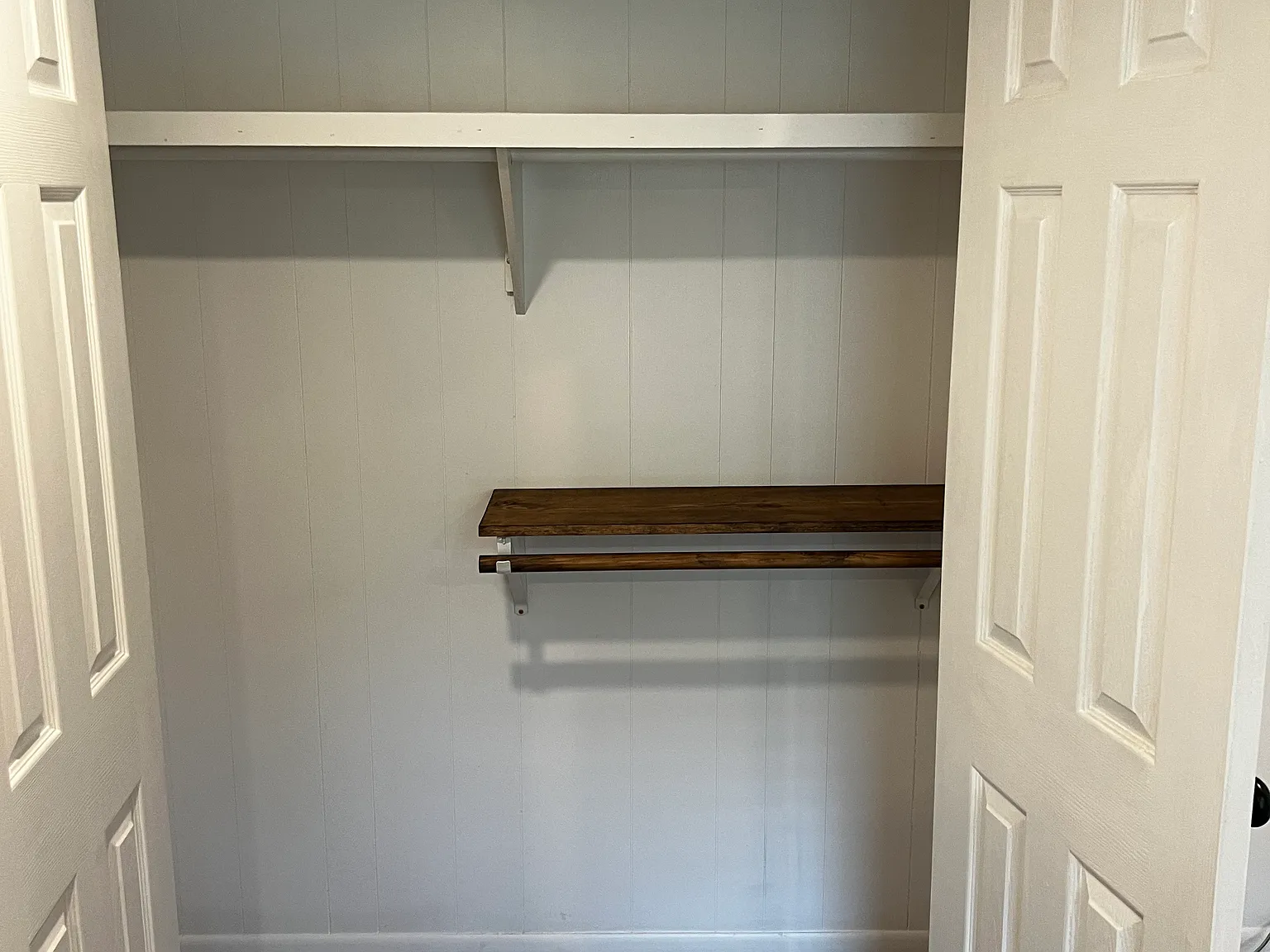 300 E Main St — Photo 1