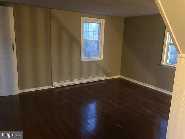 1 bed, 1.0 bath, 1100 sqft, $1,375 — Photo 3