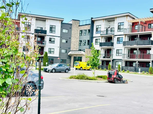 1506 Tamarack Blvd NW #318, Edmonton, AB T6T 2J5
