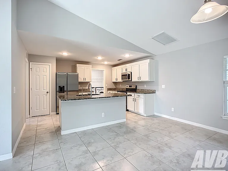 5248 Bond Rd — Photo 10