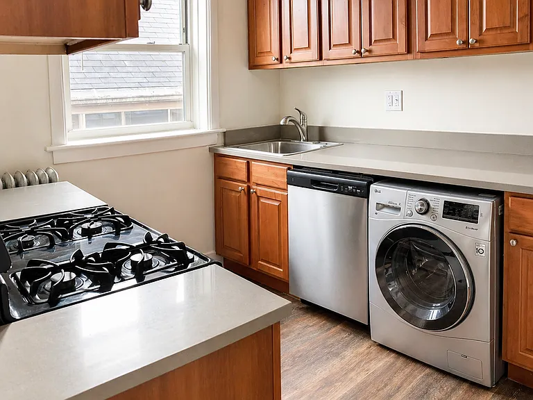 729 Seward St #1C — Photo 3