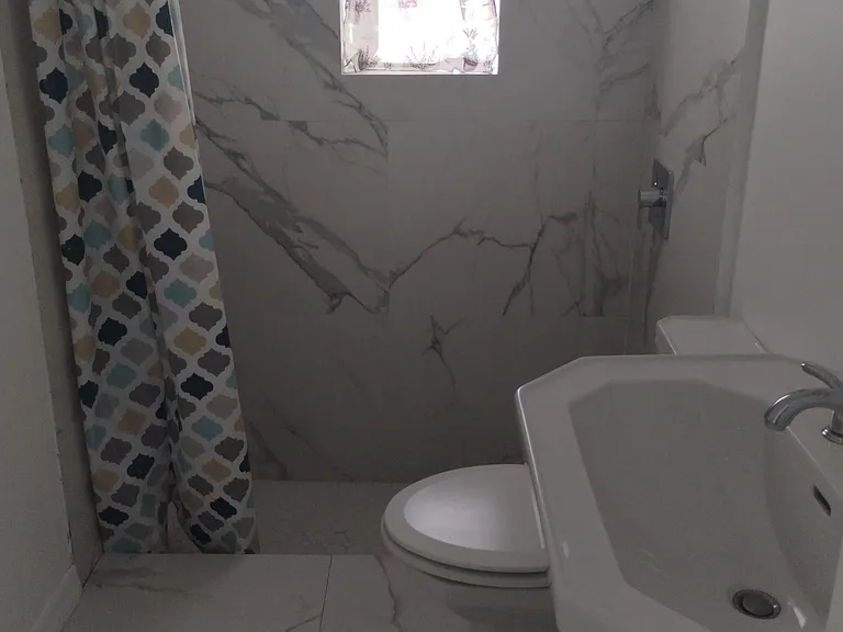 1007 Avenue Munit #A — Photo 6